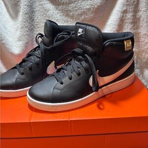 Men's Nike Court Royale 2 Mid sneakers
